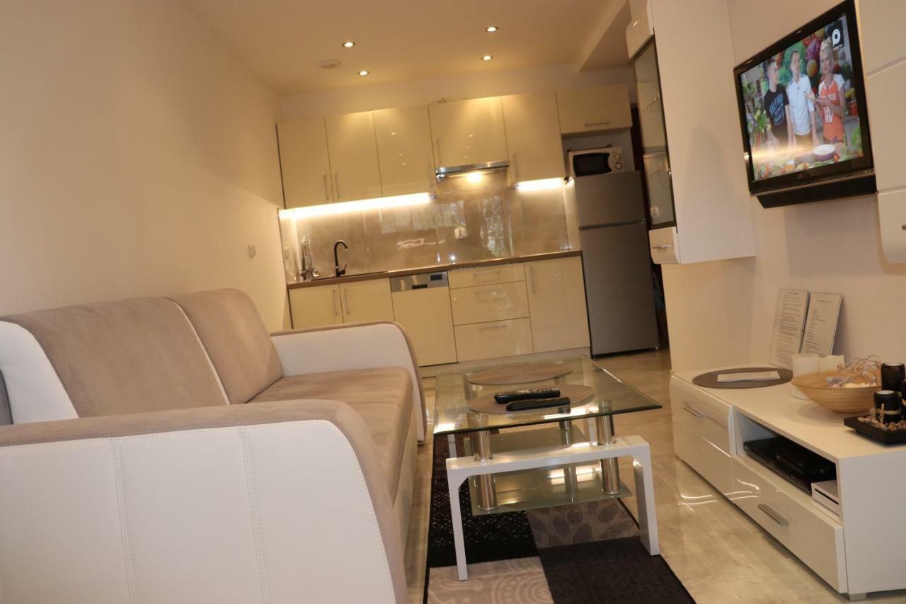 Pati Ferien Apartmens Lukecin Exterior foto