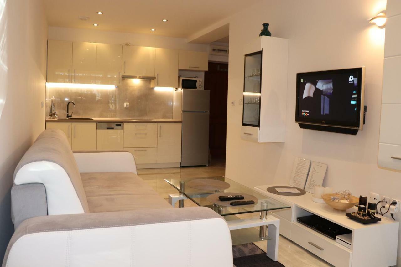 Pati Ferien Apartmens Lukecin Exterior foto