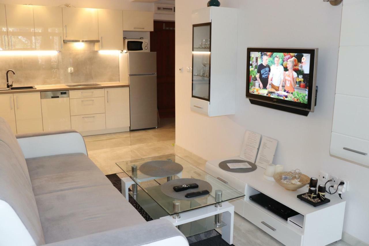 Pati Ferien Apartmens Lukecin Exterior foto